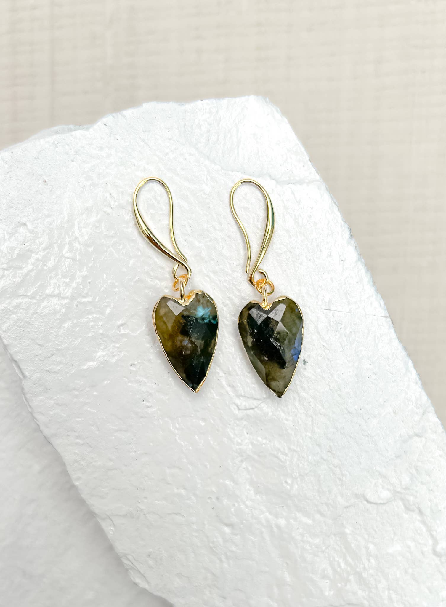 Roc Jewellery - Wholesale Dangle Earrings - Labradorite Heart Gold Plated Gemstone Crystal Earrings2