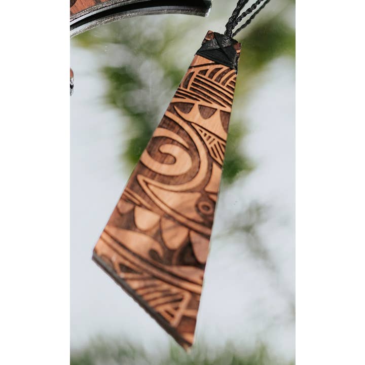 ʻEheu Necklace for wholesale by Island Breeze Designs