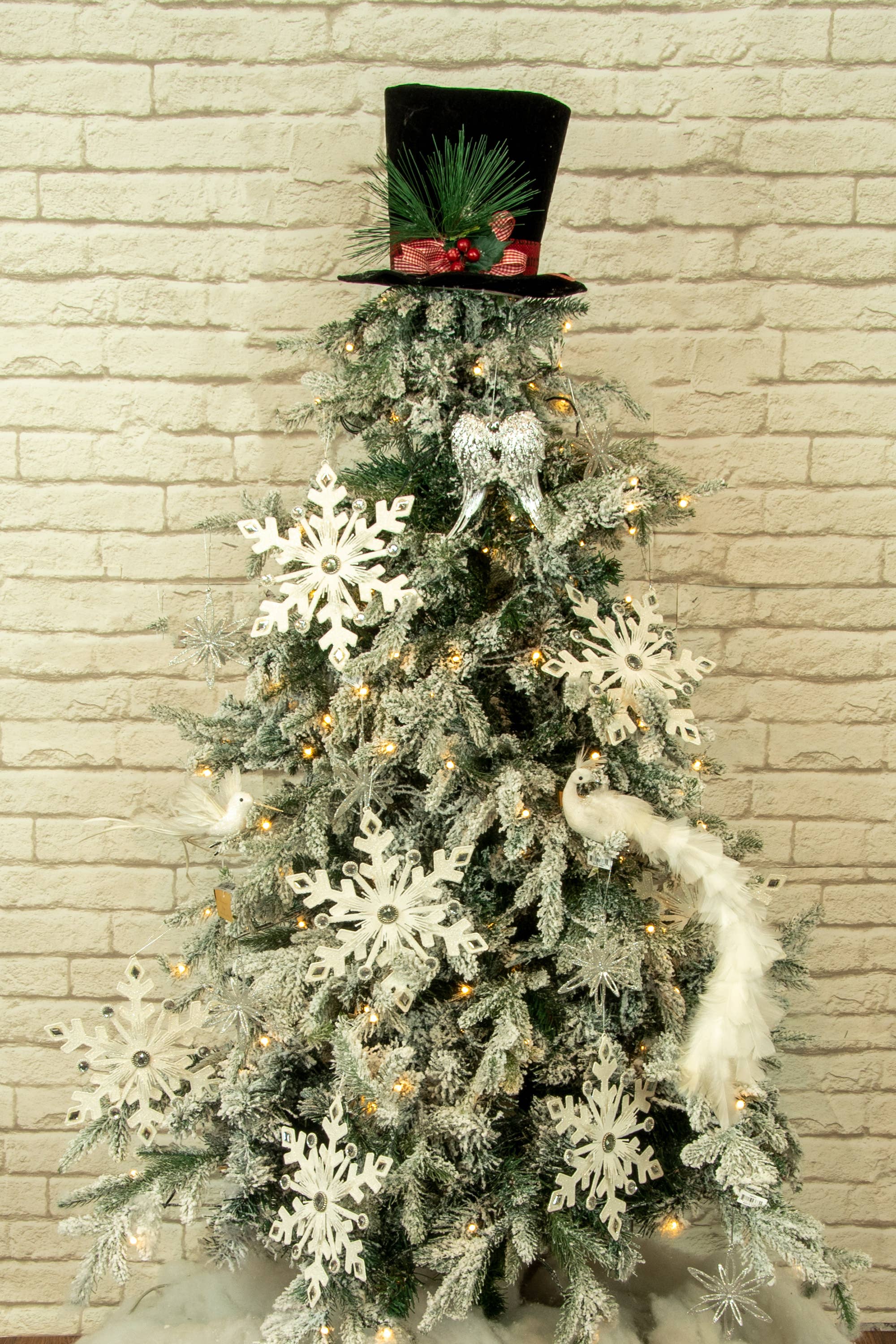 Starlight Collection - Wholesale Tree Topper - Black Top Hat Tree Topper with Holiday Spray2