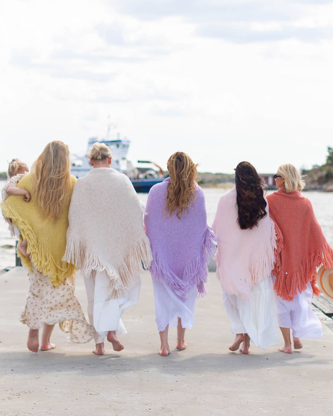 Merete Dèhn - Wholesale Wrap - Women's - Daisy Shawl - Alpaca & Merino Wool12