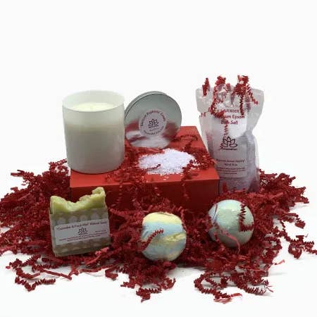 Relaxcation - Wholesale Bath & Body Set - Bath and Spa Gift Basket for Women1