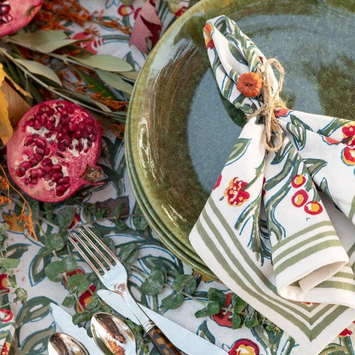 Pomegranate Inc - Wholesale Dinner & cloth napkin - Emma Crimson & Clover Napkins | Set of 44