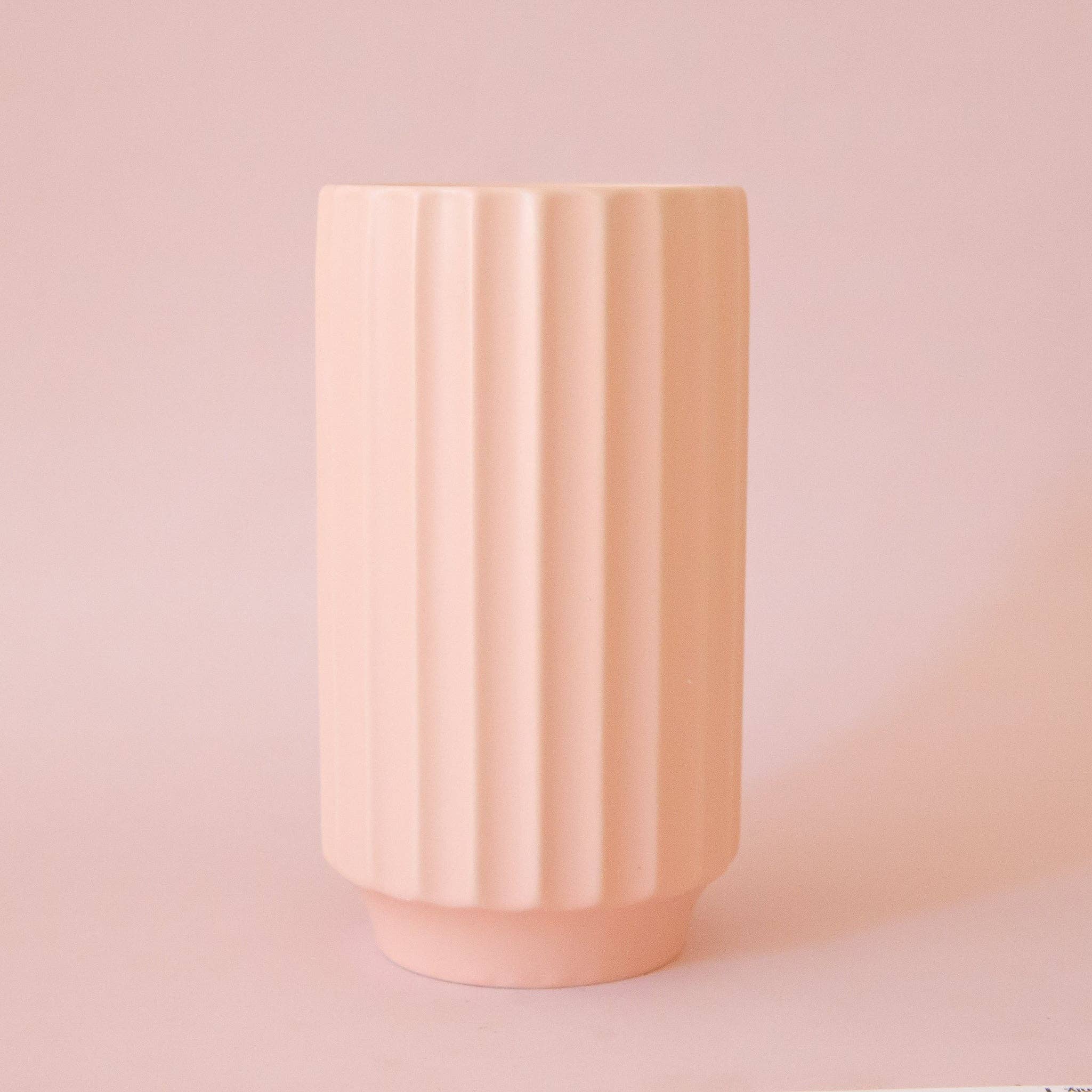 Jungle Club – wholesale Vase – Monroe Vase | Petal Pink1