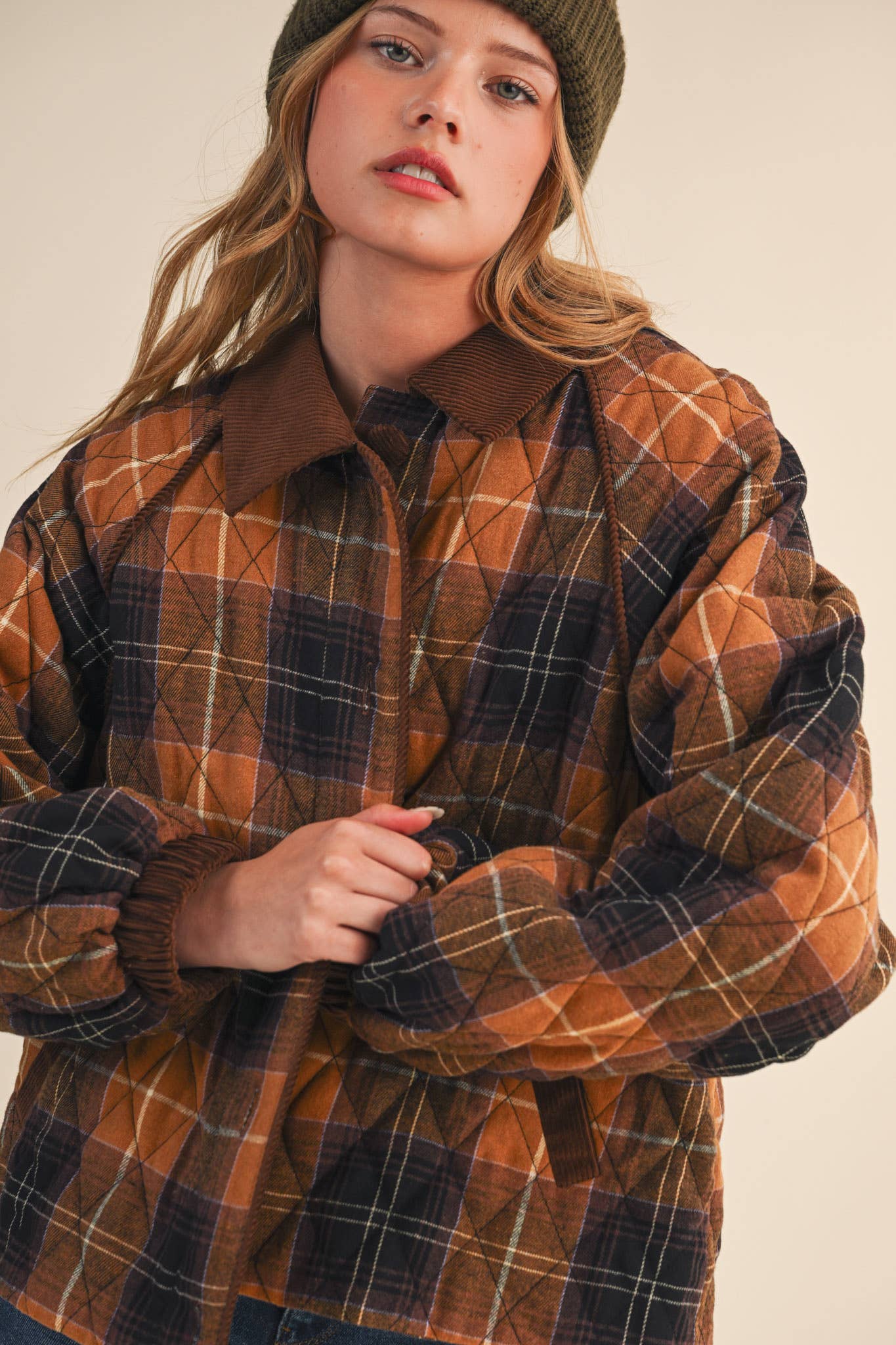 &MERCI - Wholesale Jacket - Women's - PLAID QUILTED JACKET WITH CONTRAST CORDUROY DETAIL MJK41155