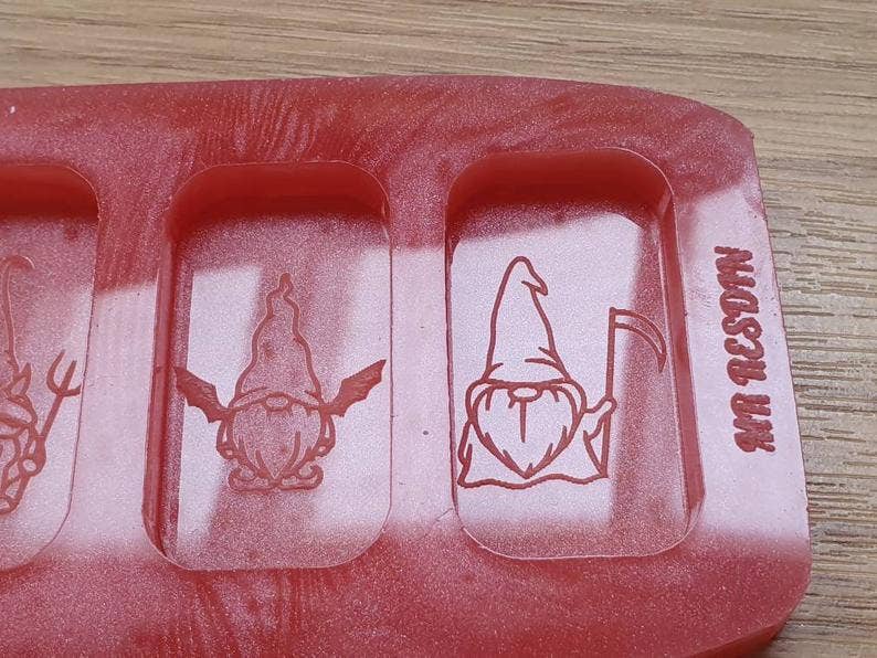 Mr Resin – wholesale Craft supplies – Halloween Gonk / Gnome Wax Melt Silicone Mould - HB Style Size2