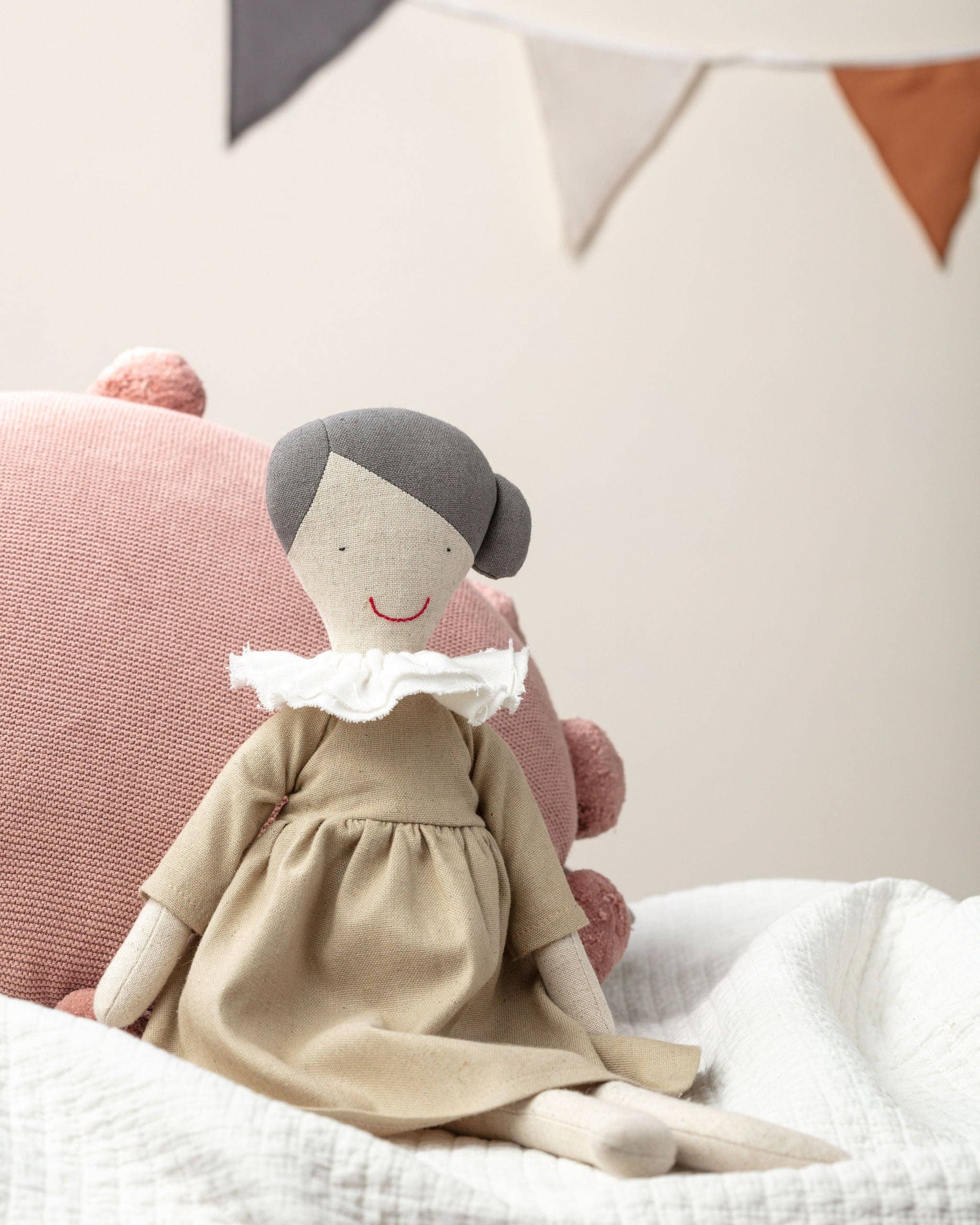 Mr Pickles – Engroshandel Dukke - Børn – Dolly Pickles - Betty dukke2