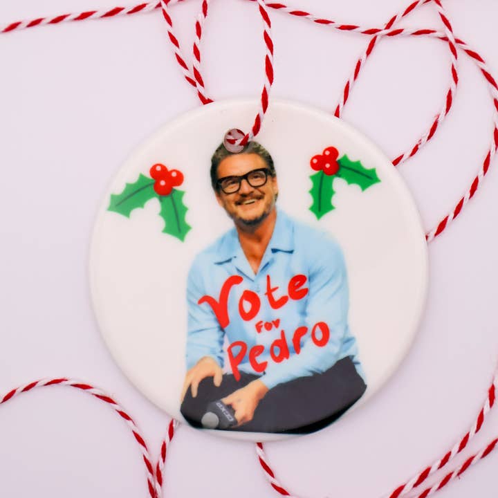 Ornement de Noël Pop Culture Pedro Pascal pour la vente par Gaec Studio