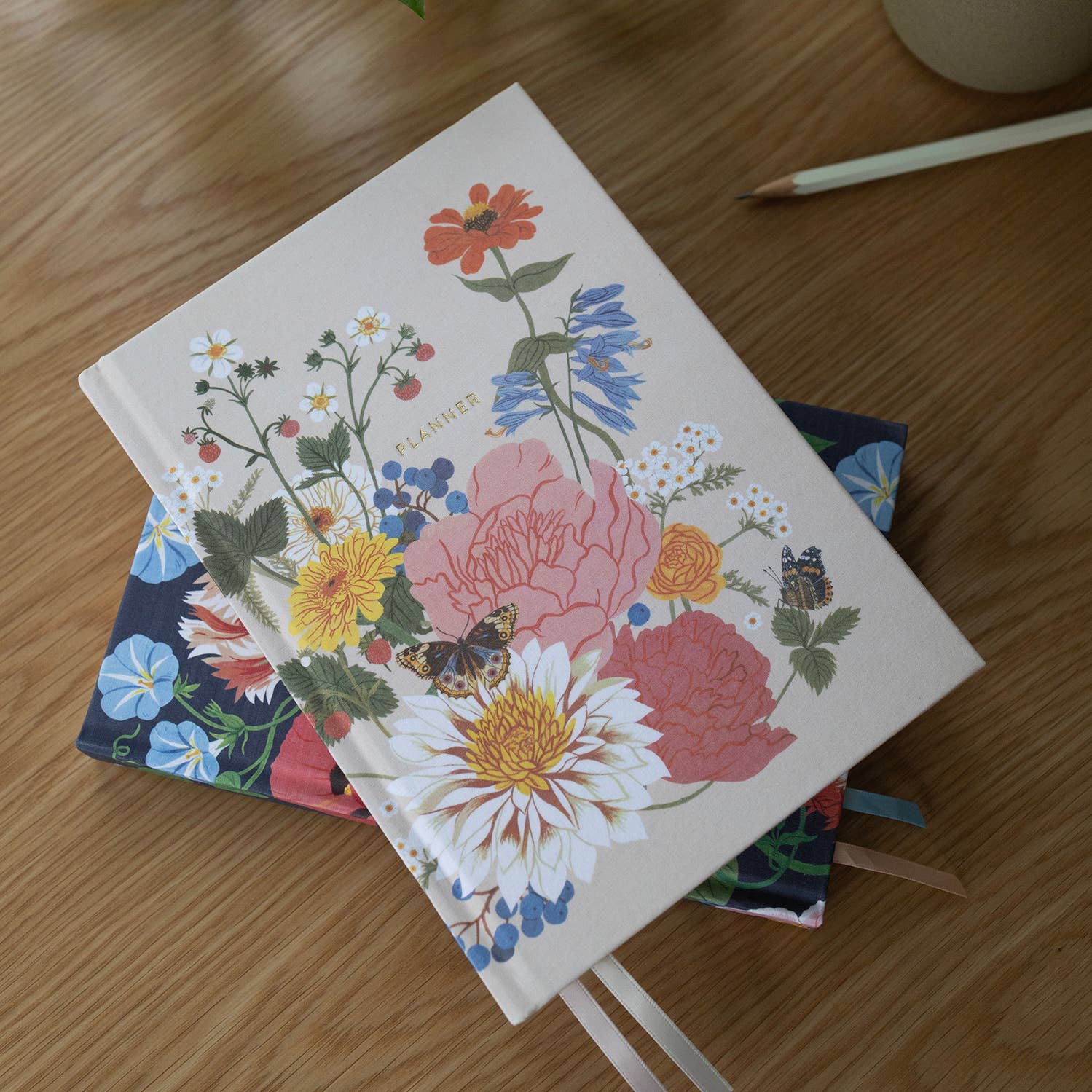 Botanica Paper Co. – Engroshandel Planner – Garden Flora | Linnedindbundet Dato-fri Planlægger10