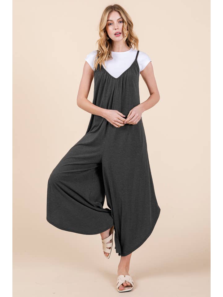 Emerald Collection - Wholesale Jumpsuit - Women's - ETR-9335 Solid Jumper with Pockets