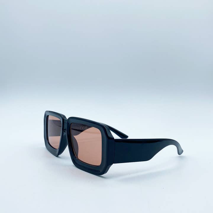 AFA COLLECTIVE – wholesale Sunglasses – Unisex – Square Frame Sunglasses In Black with Orange Lenses2