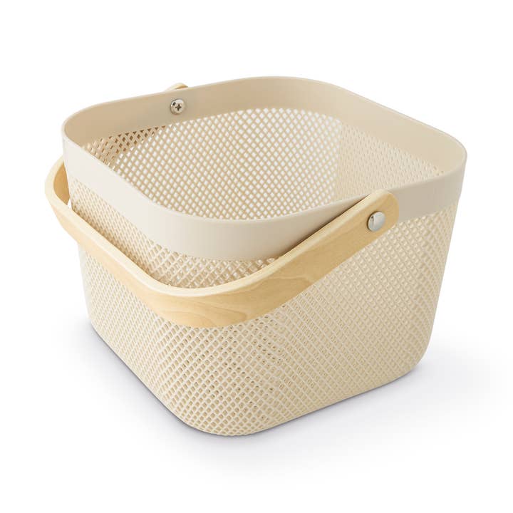 9.84"x 9.84" x 7.28" - PP Mesh Basket w/ Wooden Handle - FS for wholesale by Core Home