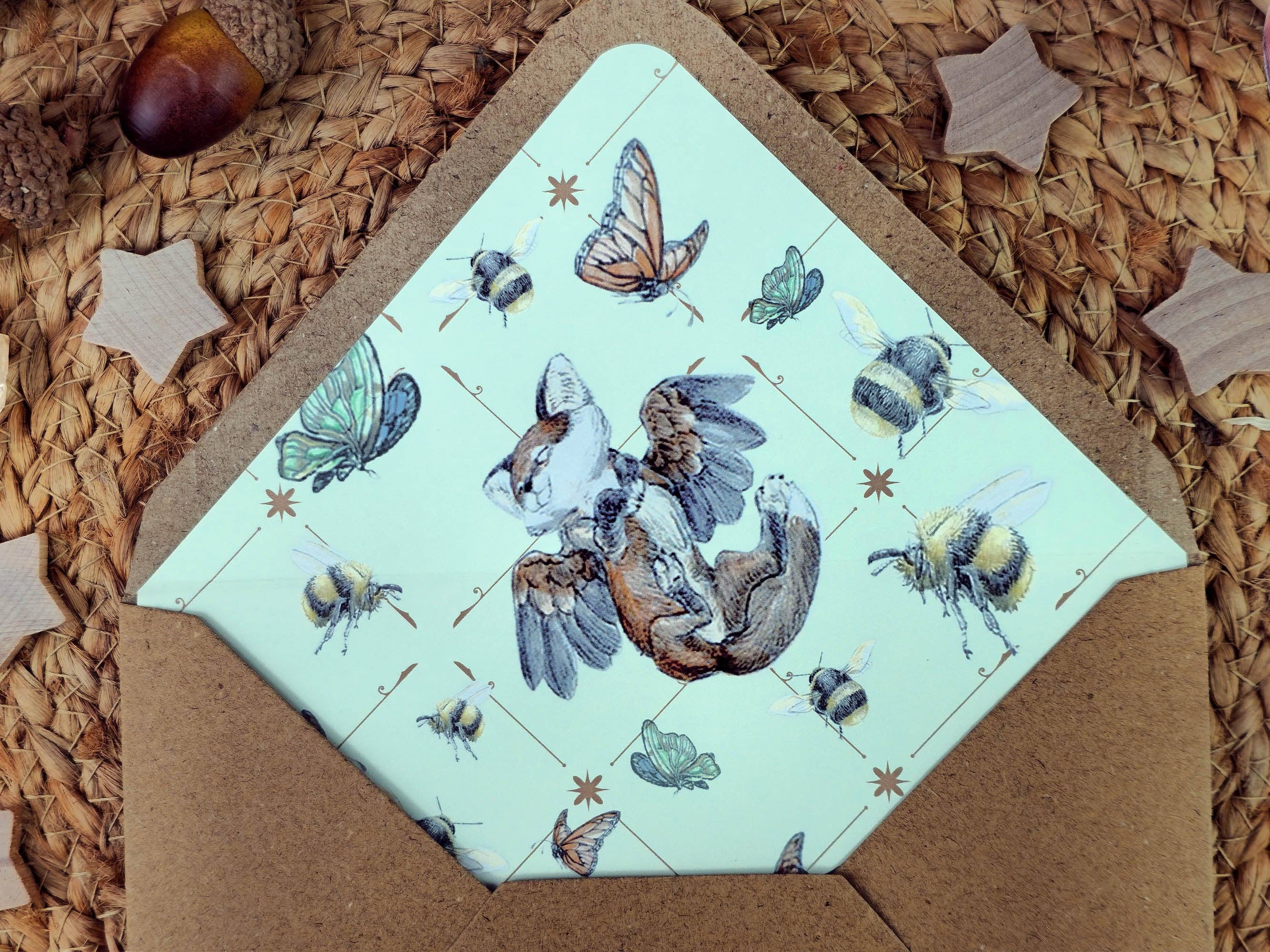 Wings of Fantasy - Vendita all'ingrosso Set di cartoleria/cancelleria - Set di Scrittura con Volpe Fantastica | Set di Scrittura Stile Art Nouveau | Cartoleria Stile Vintage con Sigilli di Cera | Regalo di Cartoleria per Amici di Penna7