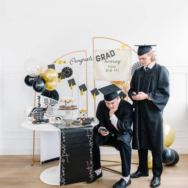 My Mind’s Eye - Wholesale Disposable Table Cover/Runner - GRD1020 - Congrats Paper Table Runner4