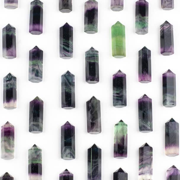 Petite tour à pointe de cristal en fluorite arc-en-ciel pour la vente par Cherry Tree Beads