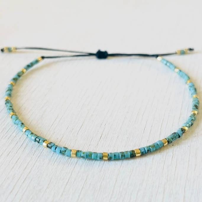 Adjustable Miyuki Bead Bracelet in Nylon, Seed Bead 128 for wholesale by Atelline