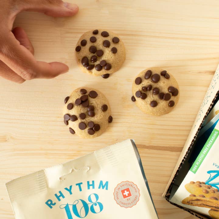 Rhythm108 - Wholesale Cookie - Golden Salted Caramel Filled Biscuits (135g)4