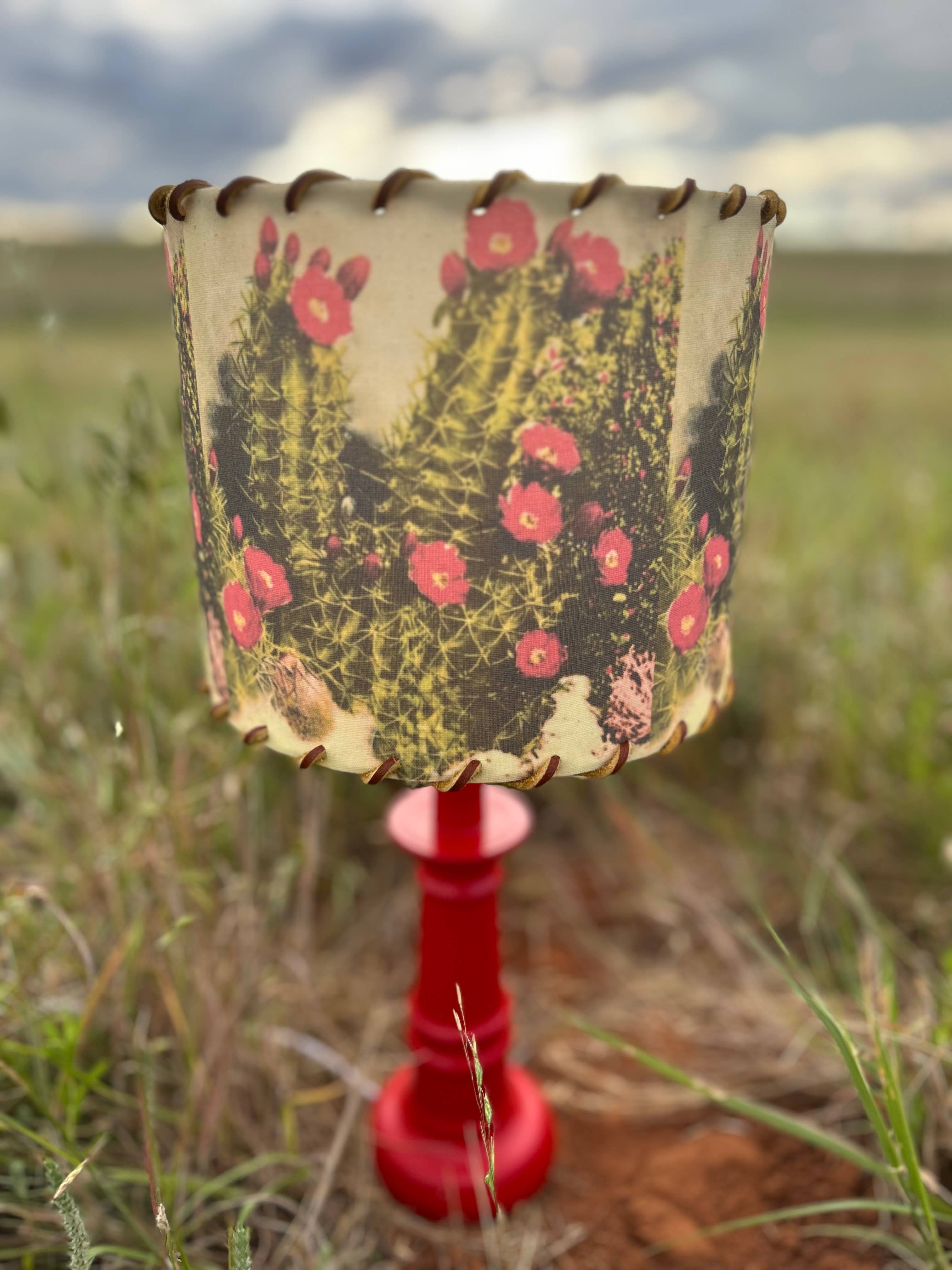 Red Dirt Ranch Clothing Company - Wholesale Lamp Shade - Lampshade White Sands Cactus