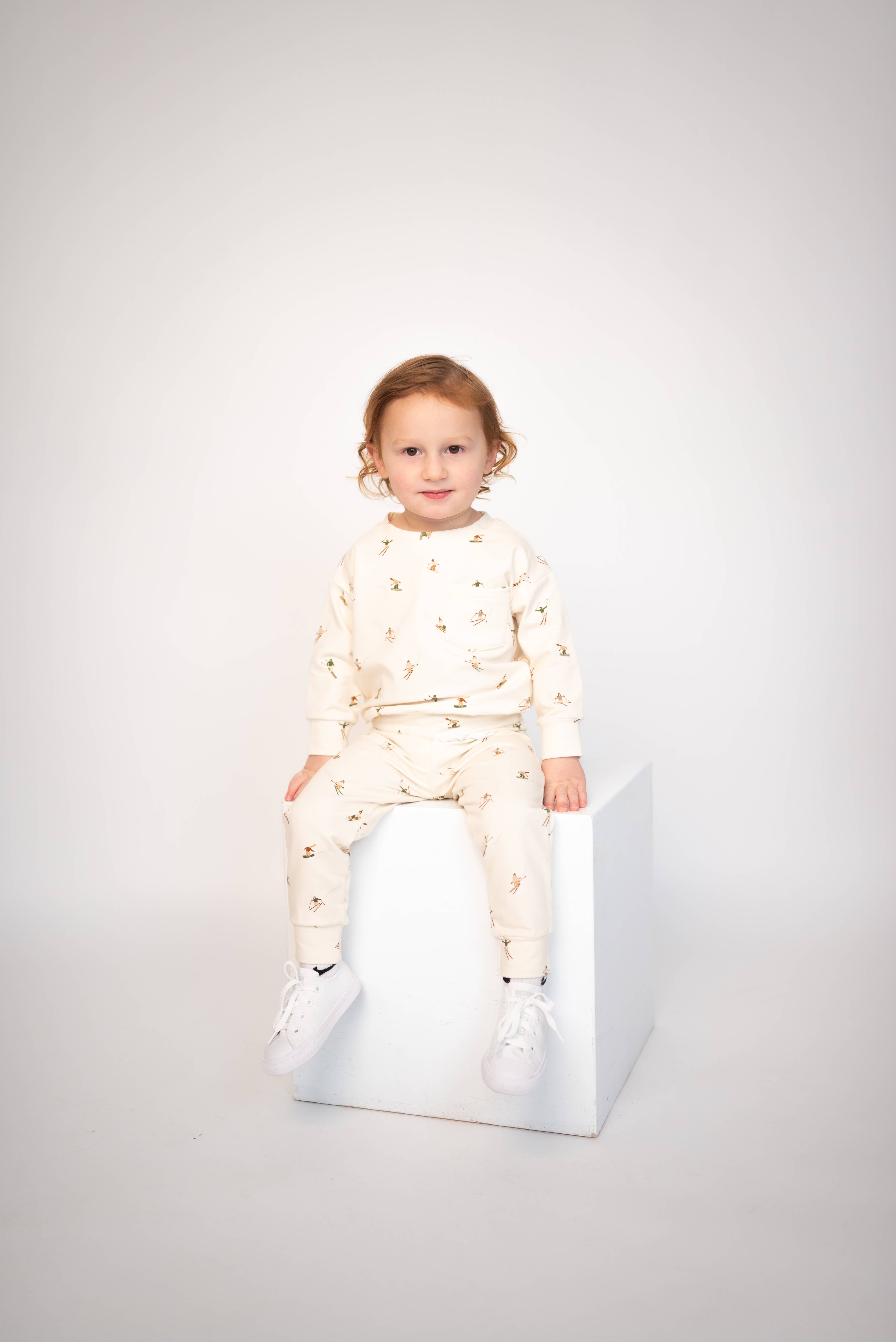 ntrl co. - Wholesale Top en broek set - Kinderen - Sneeuwhellingen Joggerset | Skiën | Buiten2