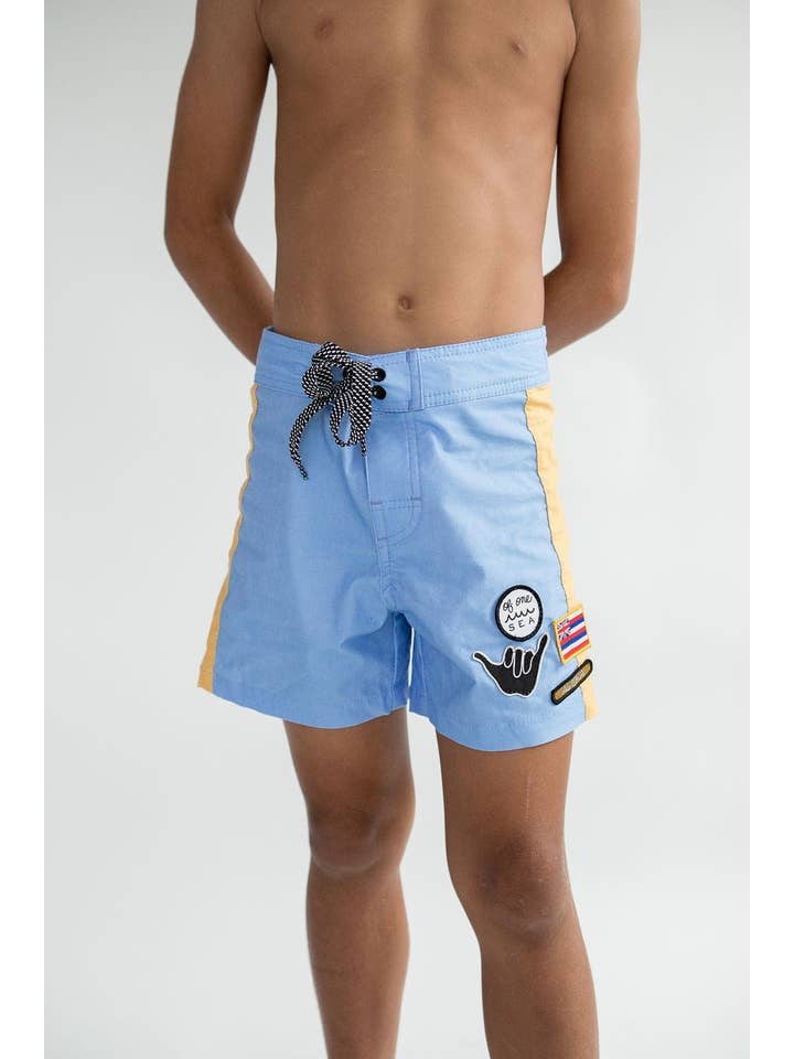 Ljusblå och gul Colorblock Patch Kid's Boardshorts i ljusblå och gul Colorblock Patch för wholesale på Faire4