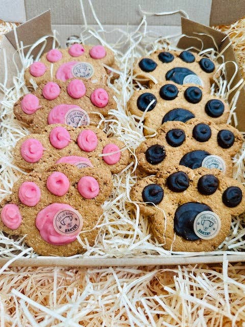 Life Of Riley Bakery Ltd – wholesale Pet treats – Dog – NEW! Paw Print Cookies - Pre-order W/C 7th July