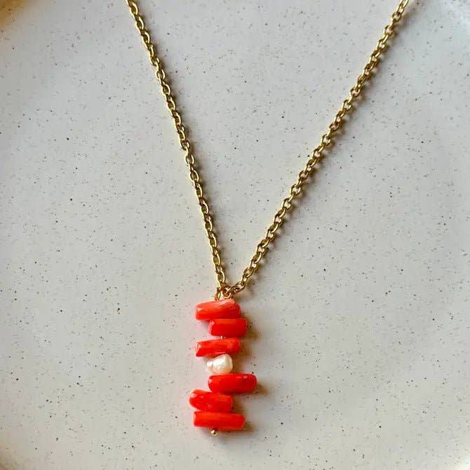 OE! - Venta al por mayor Collares de cuentas/perlas - COSMOPOLITAN - Collar de coral bambú y perlas de río2