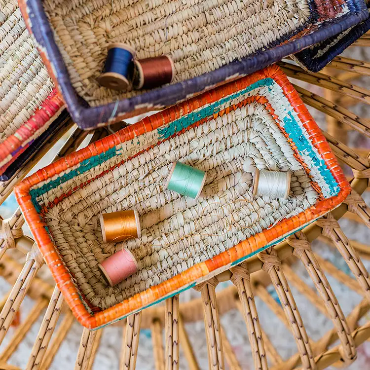 Waasiwolves – wholesale Decorative plate/dish/bowl – Package of 12 Salish Baskets2