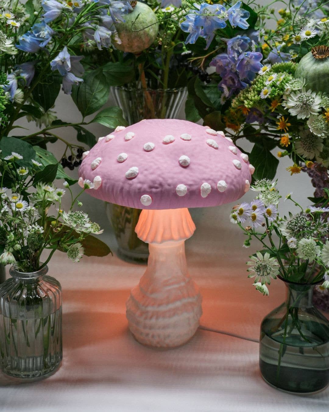 Roomberry - Wholesale Accent/Desk Lamp - Amanita Mushroom Lamp – Magical Table Lamp in Fly Agaric Design for Your Home12