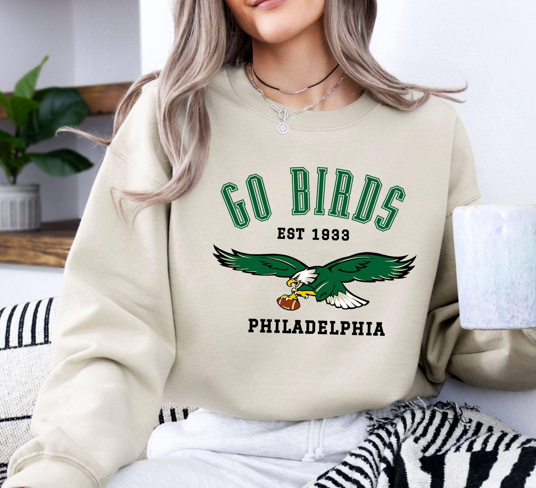 TheKingShirt - Wholesale Graphic Sweatshirt - Women's - Philadelphia Eagles Go Birds - Football Fan Outfit2
