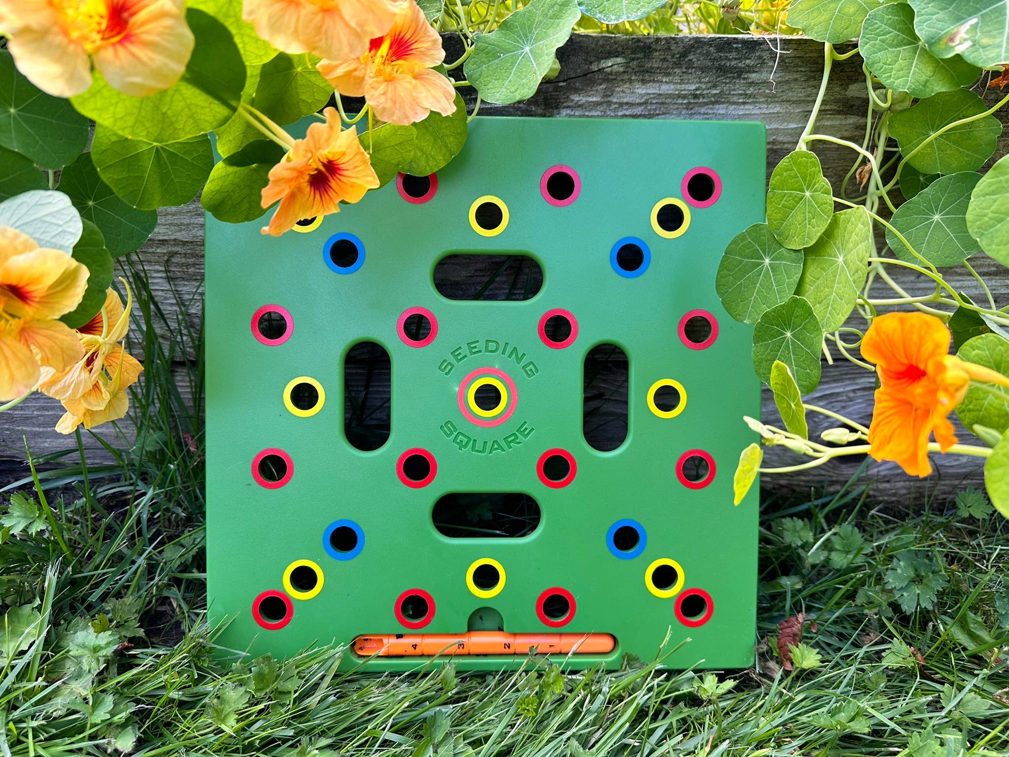 Seeding Square - Wholesale Garden Tool - SEEDING SQUARE Garden Spacing Template for Maximum Yield23