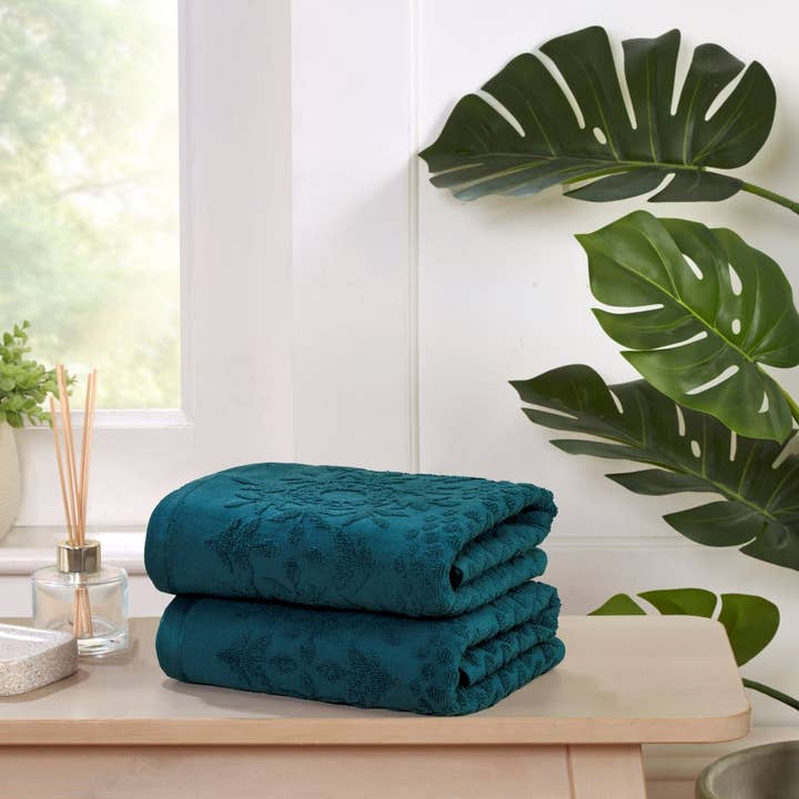 Versailles Jacquard 100% Cotton Bath Sheet Set of 2 for wholesale by Rapport Home Furnishings Limited