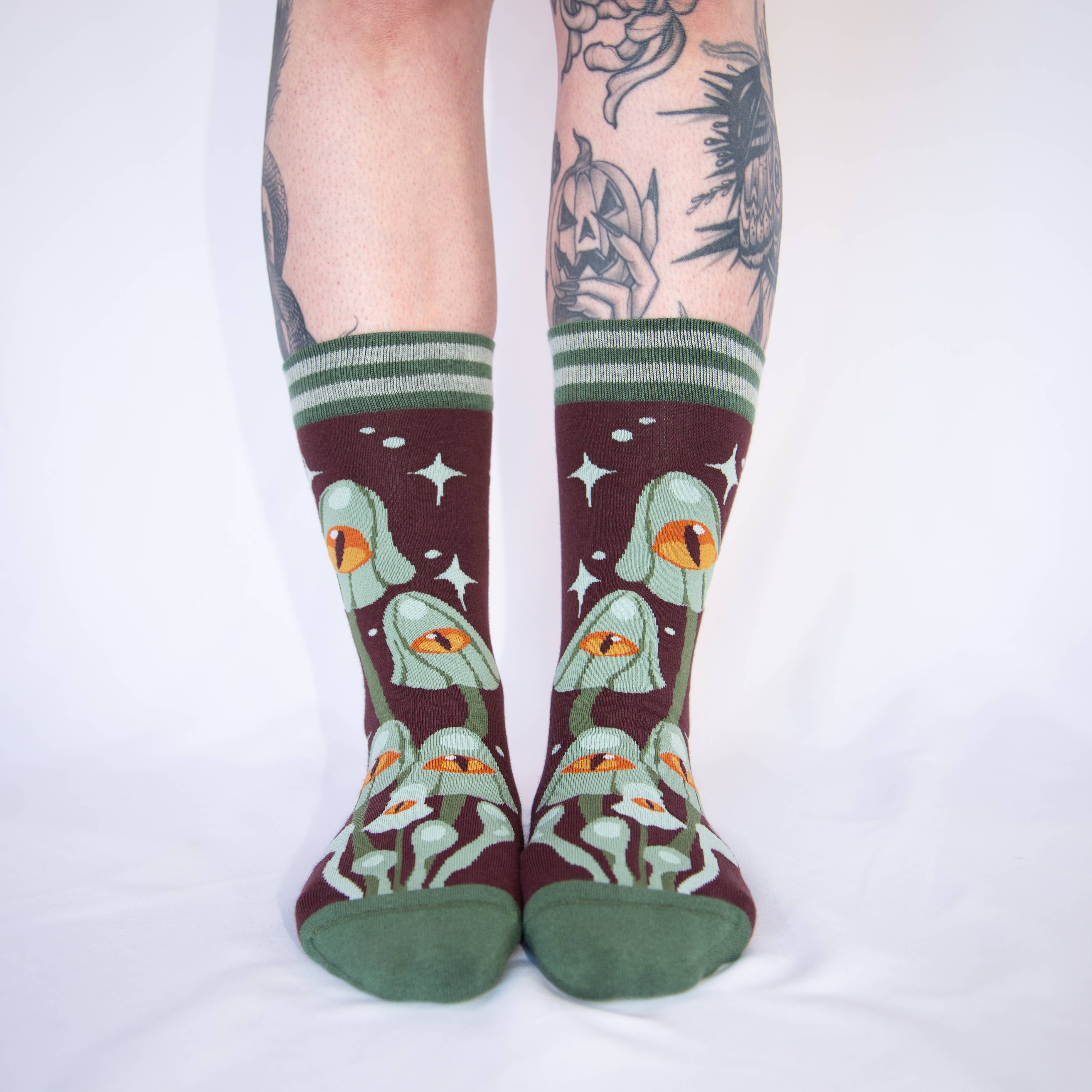 FootClothes LLC - Wholesale Socks - Unisex - Mystic Mushrooms Crew Socks5