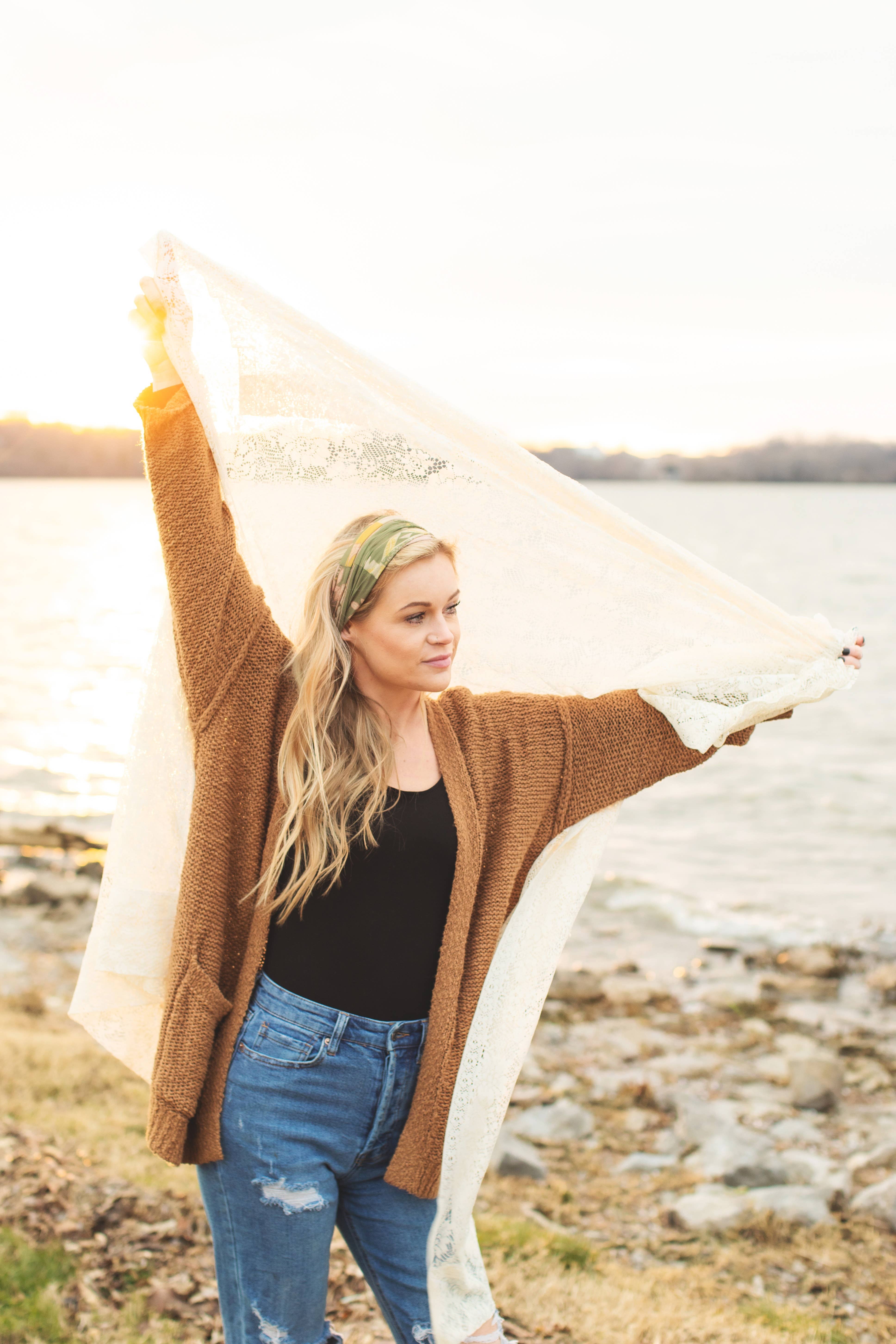 Bamboo Trading Company - Wholesale Fashion Headband - Women's - Head Wrap Tesoro1