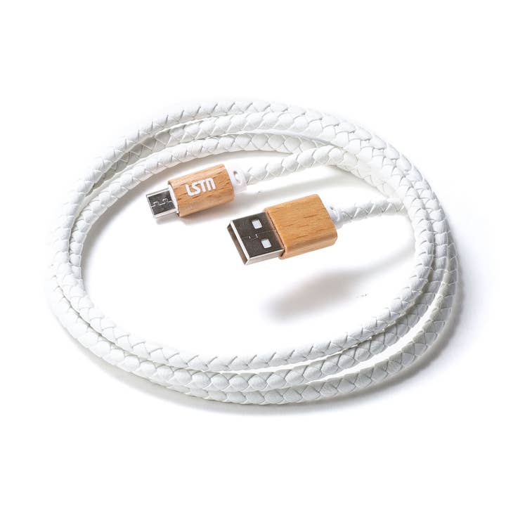 Câble micro-USB haut de gamme en hêtre pour la vente par LSTN Sound Co.