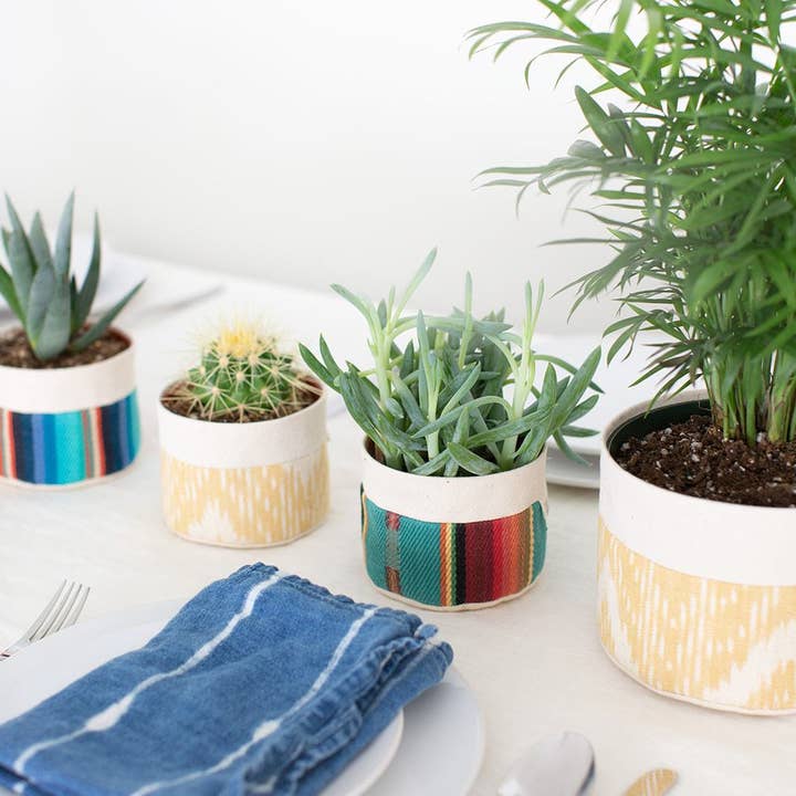 Good Company Wares - Vente Jardinière suspendue - Jardinière suspendue moyenne en toile naturelle | Rouge+bleu5