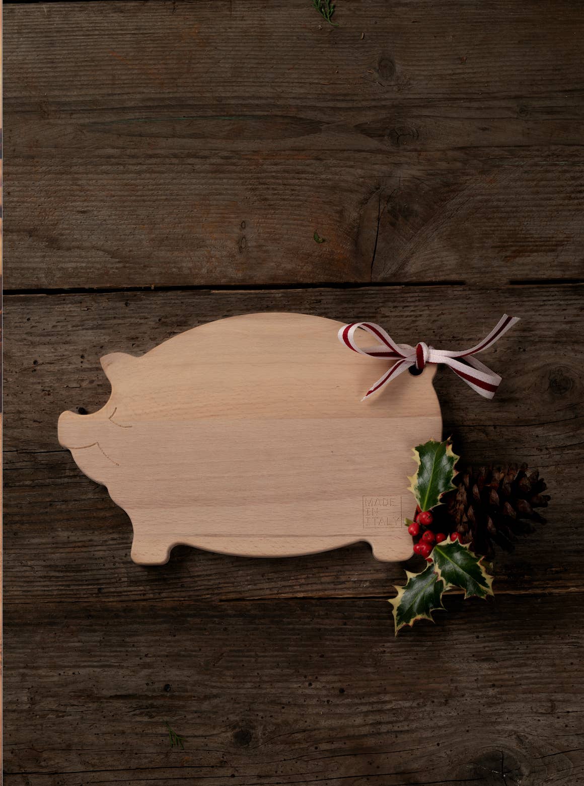 Luxe Lodge - Wholesale Cheese Board - Made in Italy beech cutting board, piglet cutting board