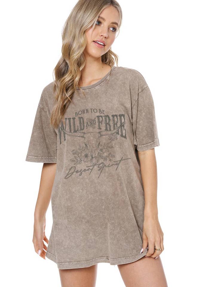 Zutter - Wholesale Screen Printed T-Shirt - Women's - Wild And Free Longhorn Graphic S/S Washed Boyfriend Fit Tee