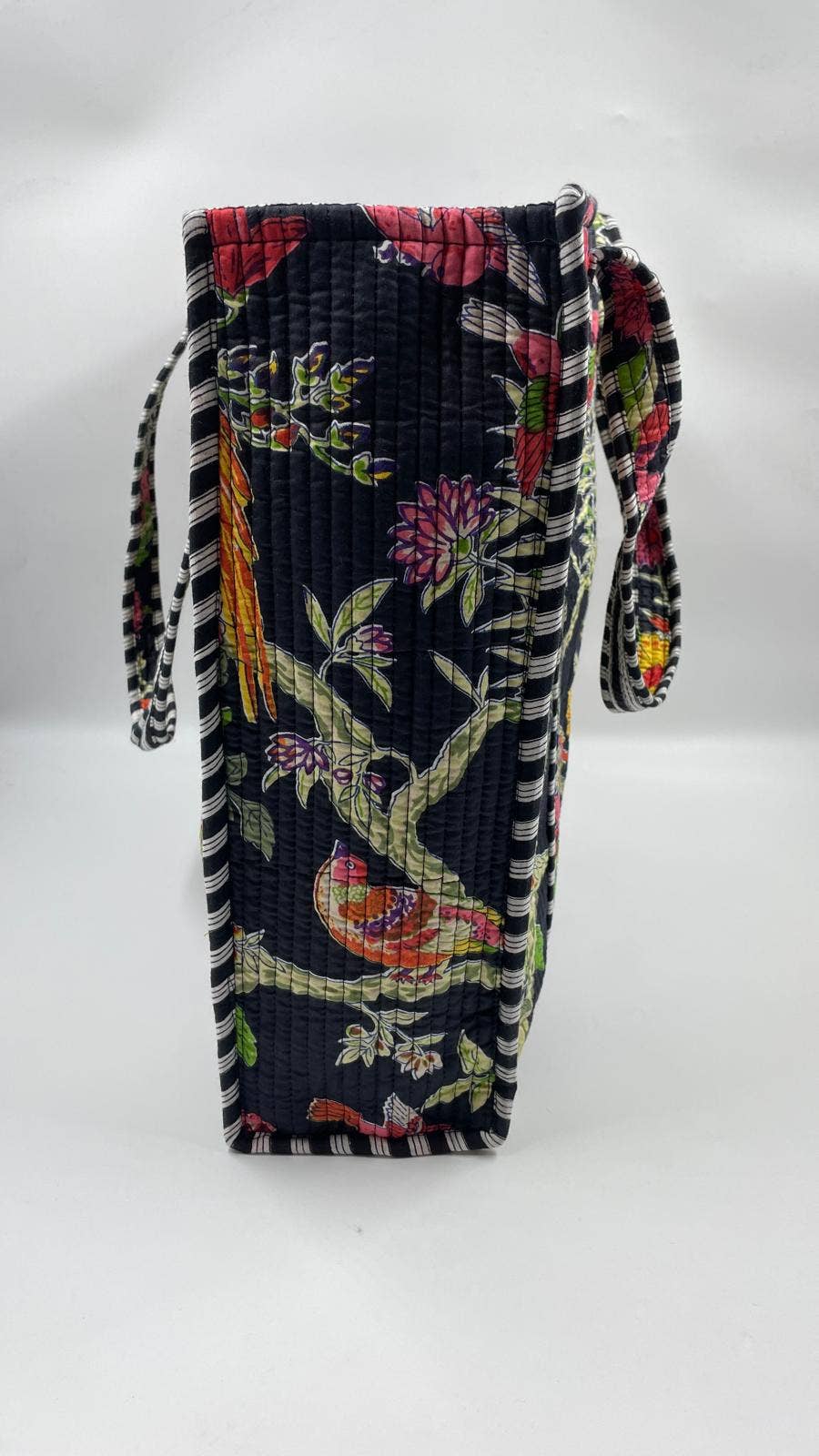 Funky Yak Ltd – wholesale Tote bag – Women's – 100% Cotton Kantha Quilted Boho Floral Reversible Tote Bag1