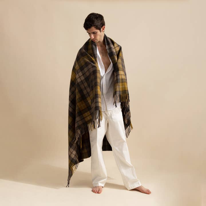 Heating & Plumbing London - Wholesale Throw Blanket - Recycled Wool Blanket - Buchanan Natural Tartan