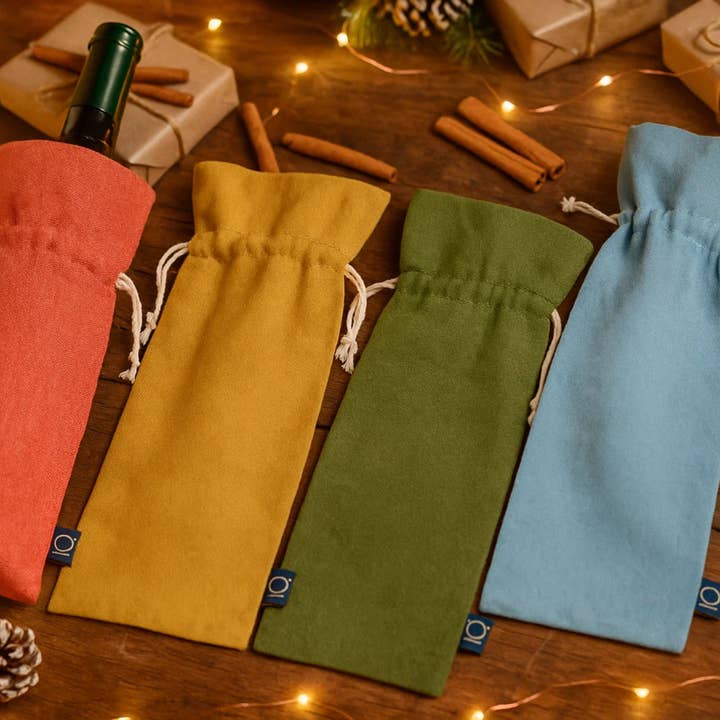 Canvas Wine Cover | Canvas Bottle Cover | Unbranded Colored for wholesale by Fabrica Kraft