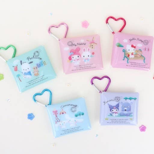 K_Wonderland - Venta al por mayor Llavero - Mujer - Monedero Llavero Bolsa Encanto Botón Lechoso Sanrio
