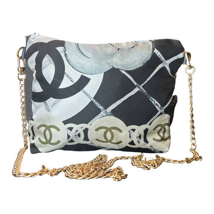 Vintage Luxe Up - Wholesale Crossbody Bag - Women's - Chanel CC Logo Camellia Noir Vintage Scarf Crossbody Bag3
