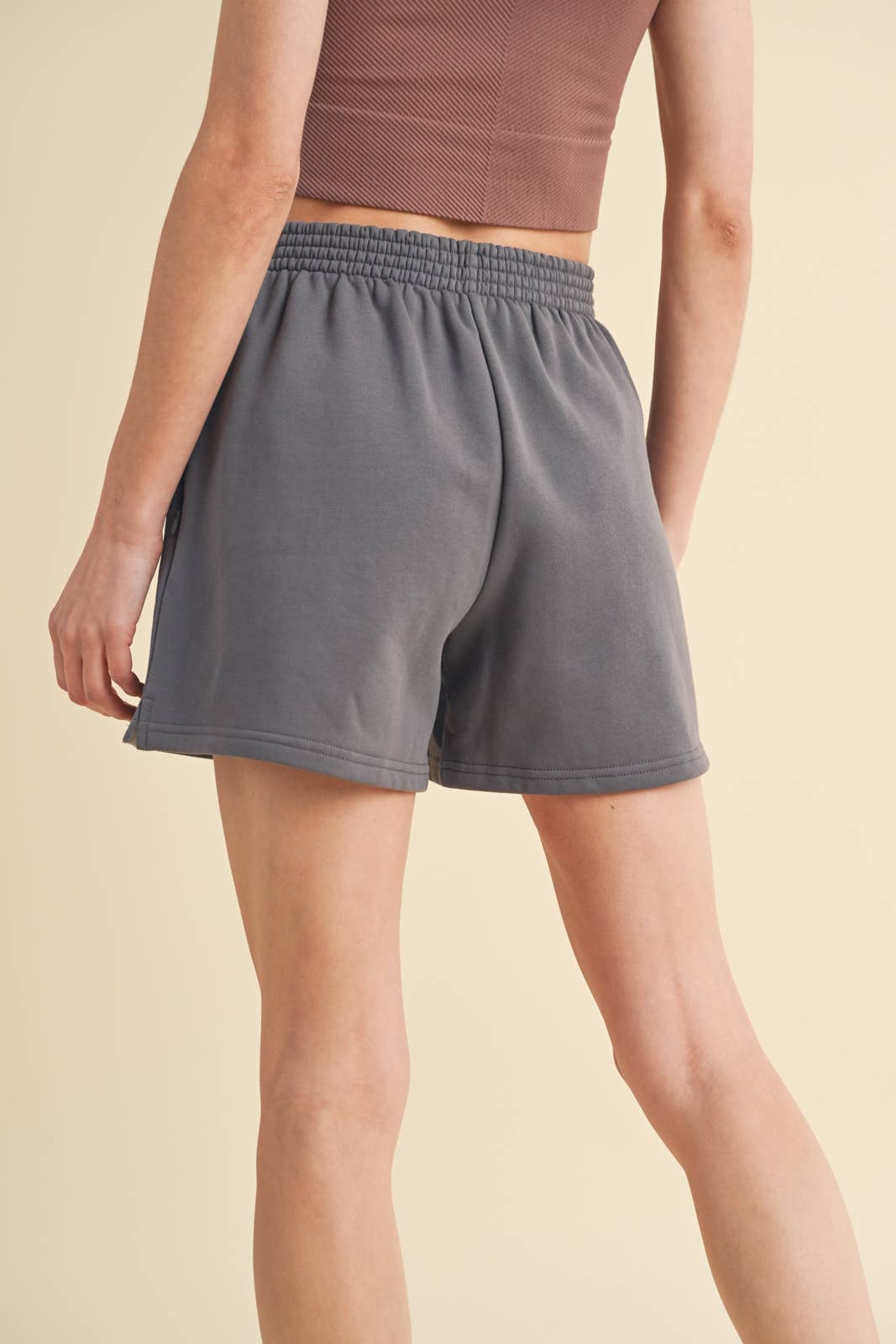 Wishlist Apparel – wholesale Shorts – Dam – BOYFRIEND BOMULLSSHORTS MED BLIXTLÅSFICKOR/WL23-81942