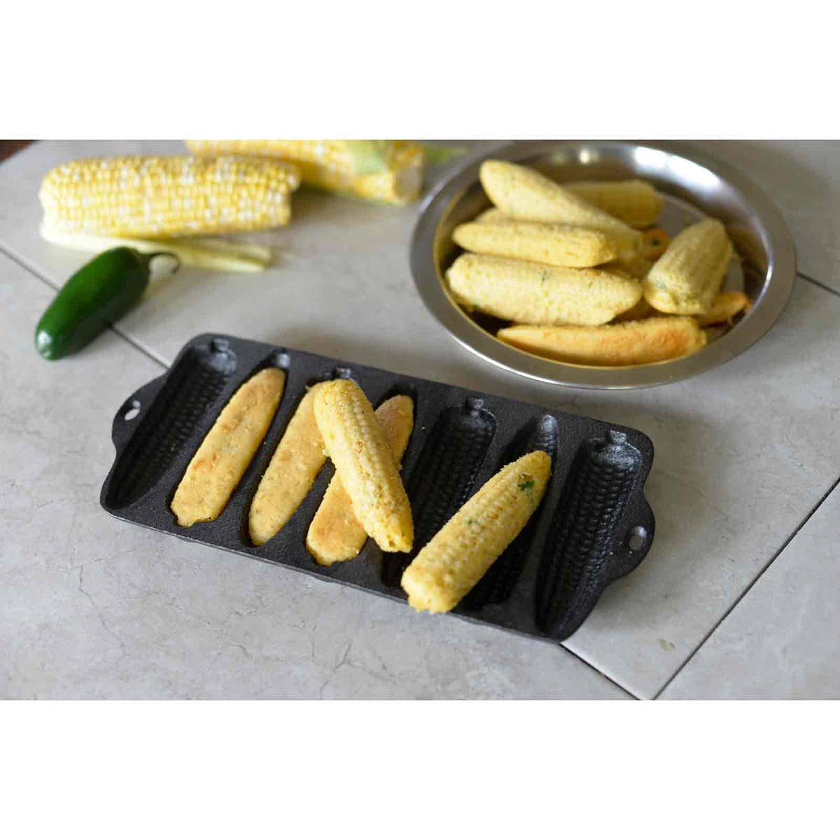 TableCraft Products Company - Wholesale Cast Iron Skillet - Cast Iron Corn Bread Loaf Pan3