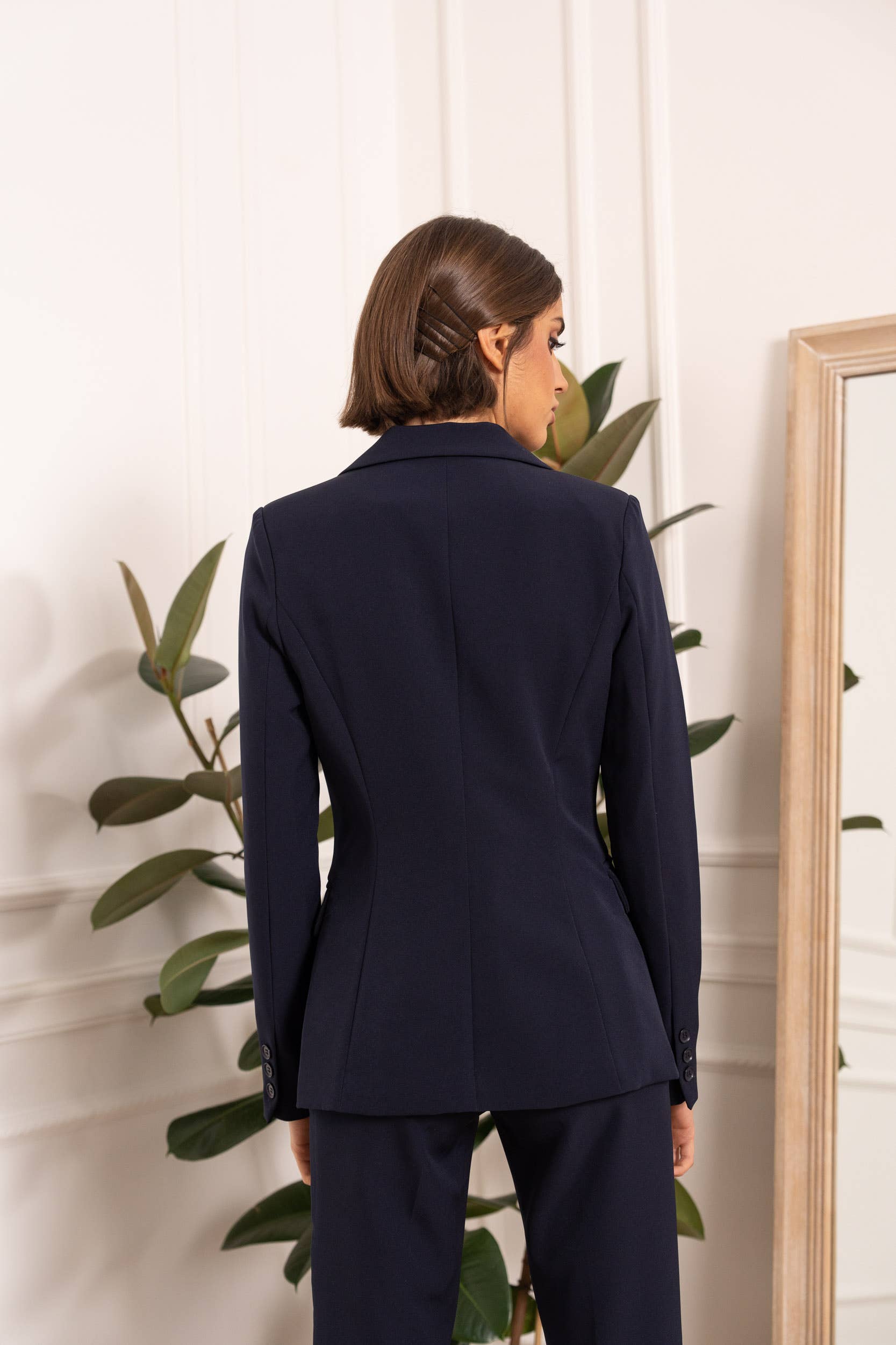 Attentif Paris - Wholesale Suit Jacket - Women's - [Timeless] Fitted single-button plain jacket6