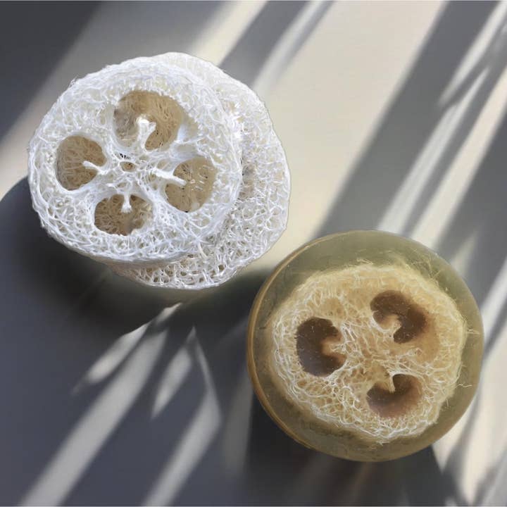 Von Wieting Co. - Wholesale Hand Soap/Wash - Tea Tree + Tangerine Organic Loofah Soap2