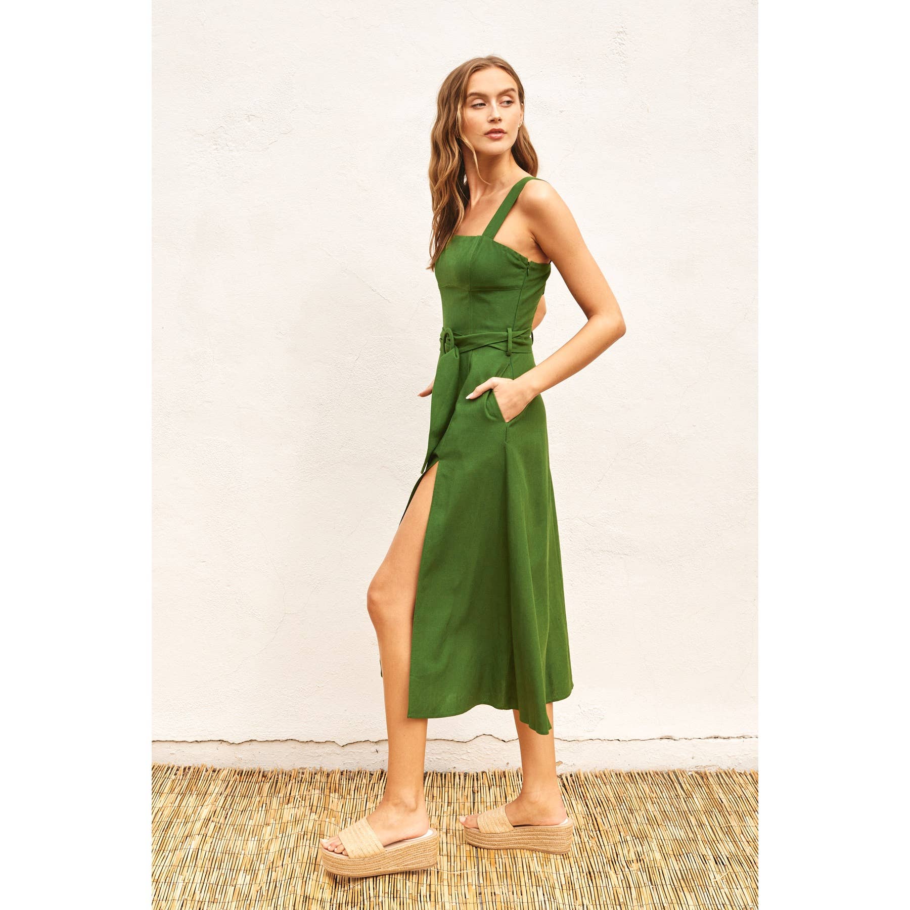 Dress Forum - Vendita all'ingrosso Vestito - Donna - Abito Midi con Fibbia Heaven Sent6