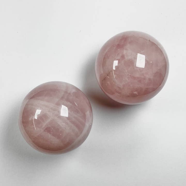 Sfera in quarzo rosa per la vendita all'ingrosso da parte di Crystal Cove