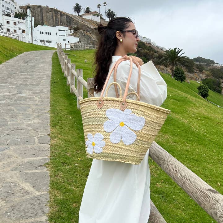 Straw Tote Bag - Perfect Beach Trip Gift
for wholesale by woolsouk ( We handle U.S. import procedures for you )