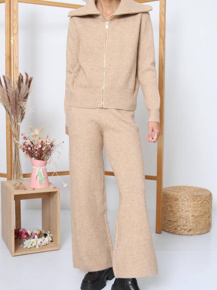 DIX-ONZE - Wholesale Top & Pant Set (NOT Loungewear) - Women's - Zipped Knit Set – Wide Collar Jacket & Straight Pants16