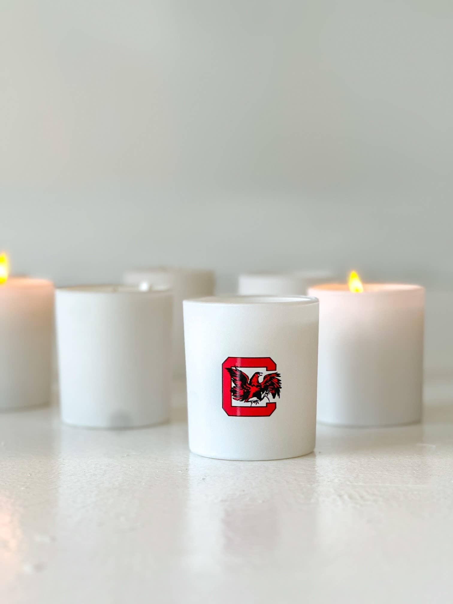 Bungalow South – Vela em jarro/copo por atacado – Vela de 10 oz da Coleção Collegiate1